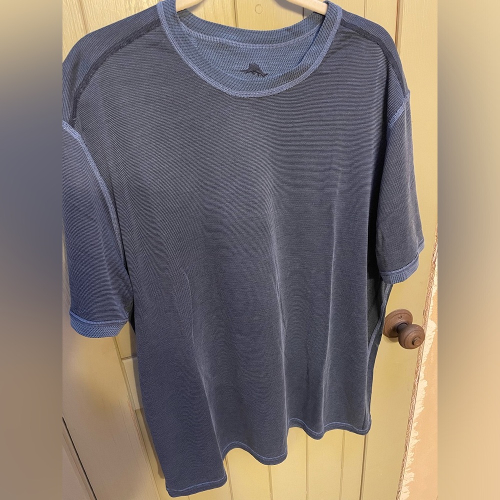 Men’s XXL Like New Tommy Bahama Dark Blue Reversible Shirt